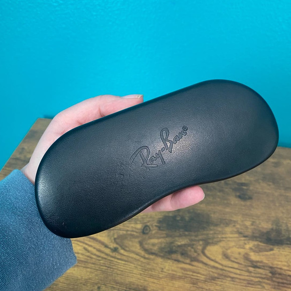 Ray Ban Black Hard Side Calmshell Glasses Case - Picture 7 of 7
